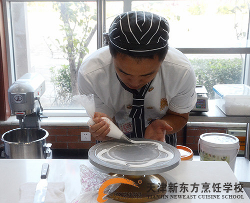 学做蛋糕